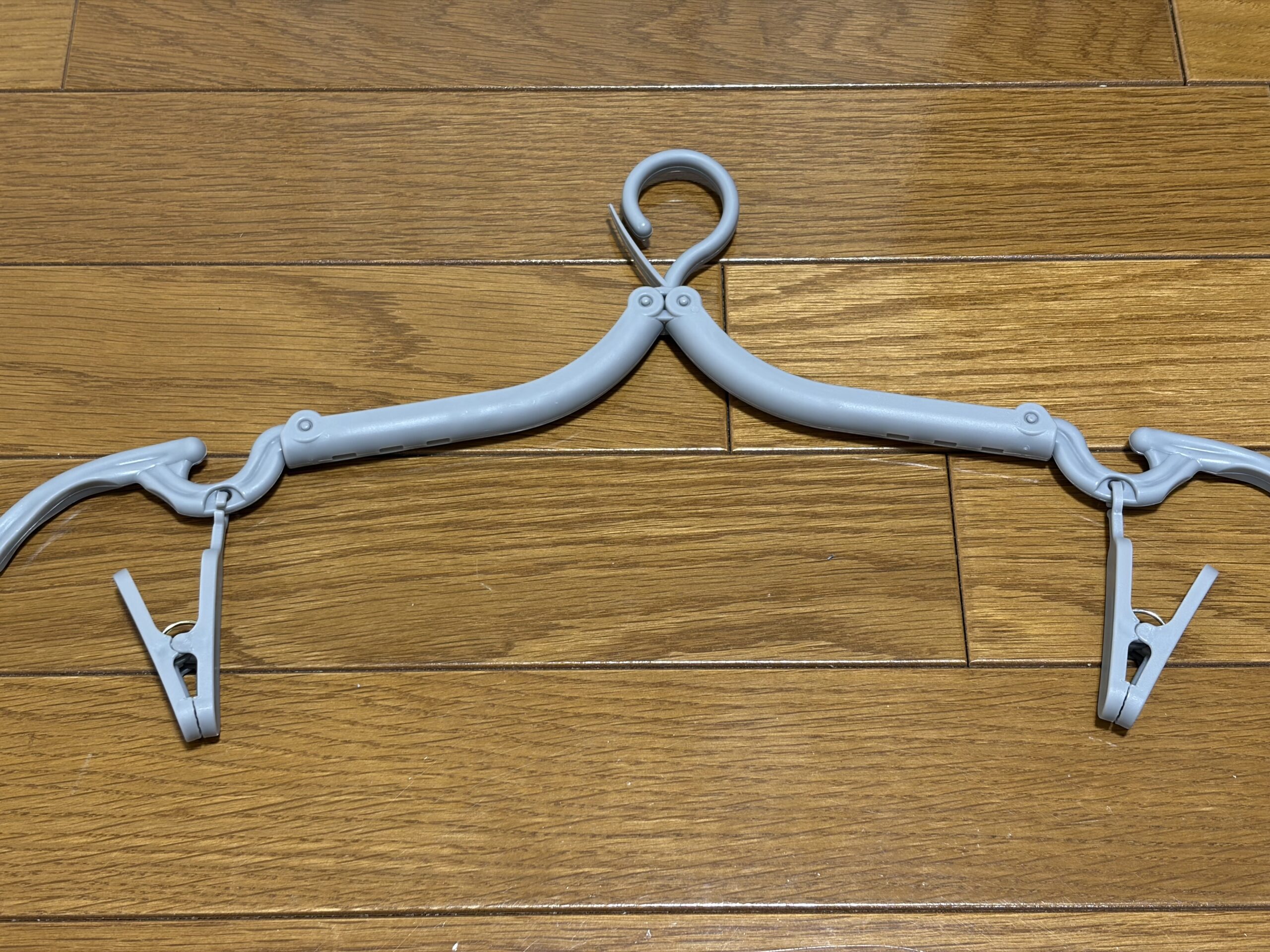 広げてピンチをつけた状態