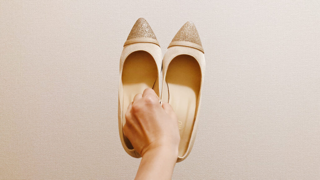 AIMERパンプス 正面