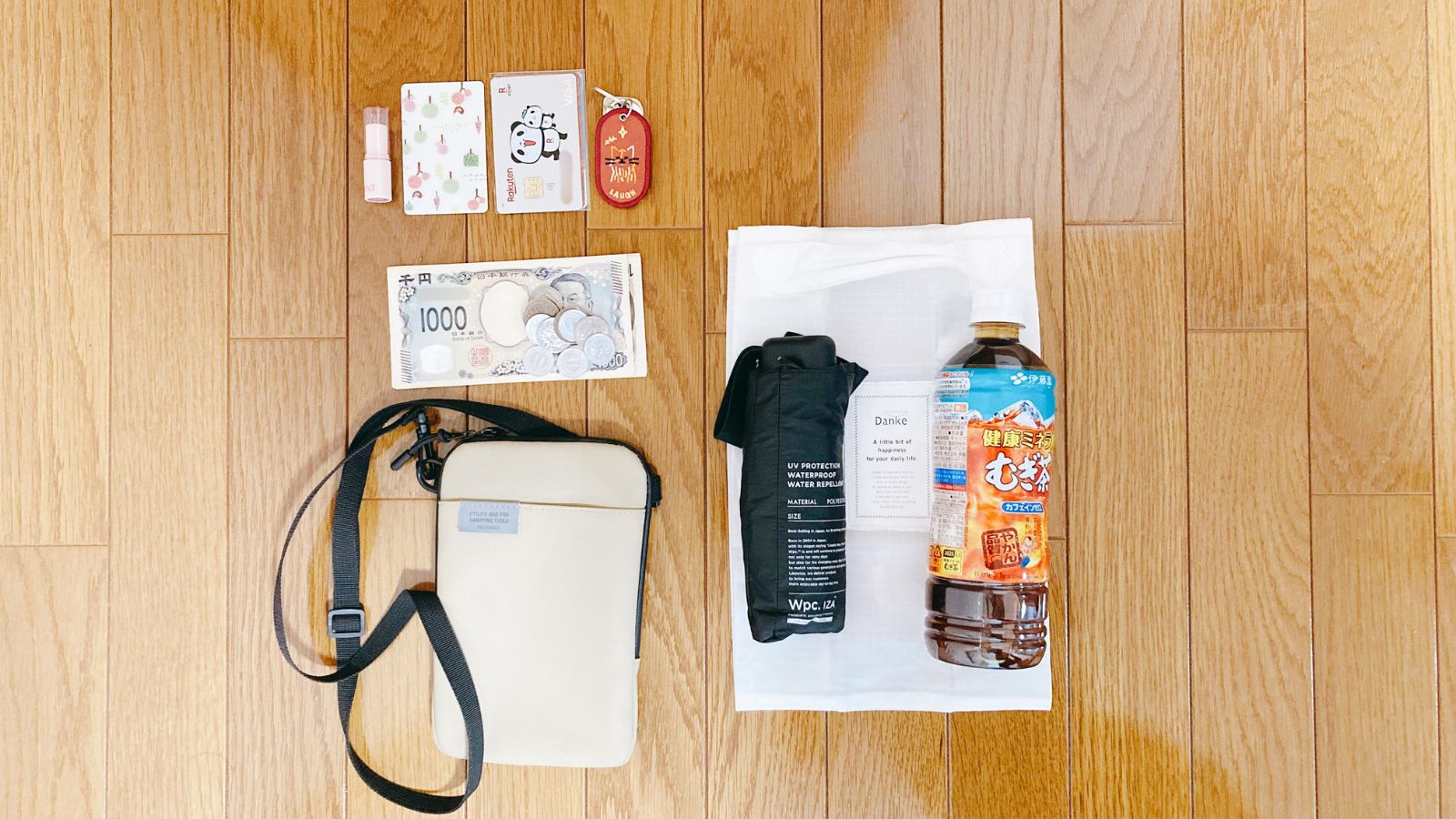 最近のお出かけスタイル｜ミニショルダーとエコバッグで身軽に | みく 