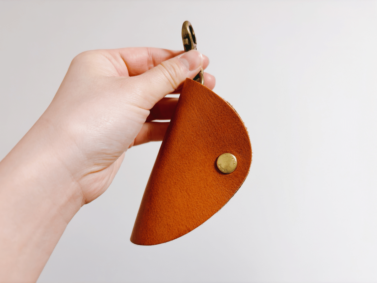 dailyCLIPヌメ革オイルキーケース