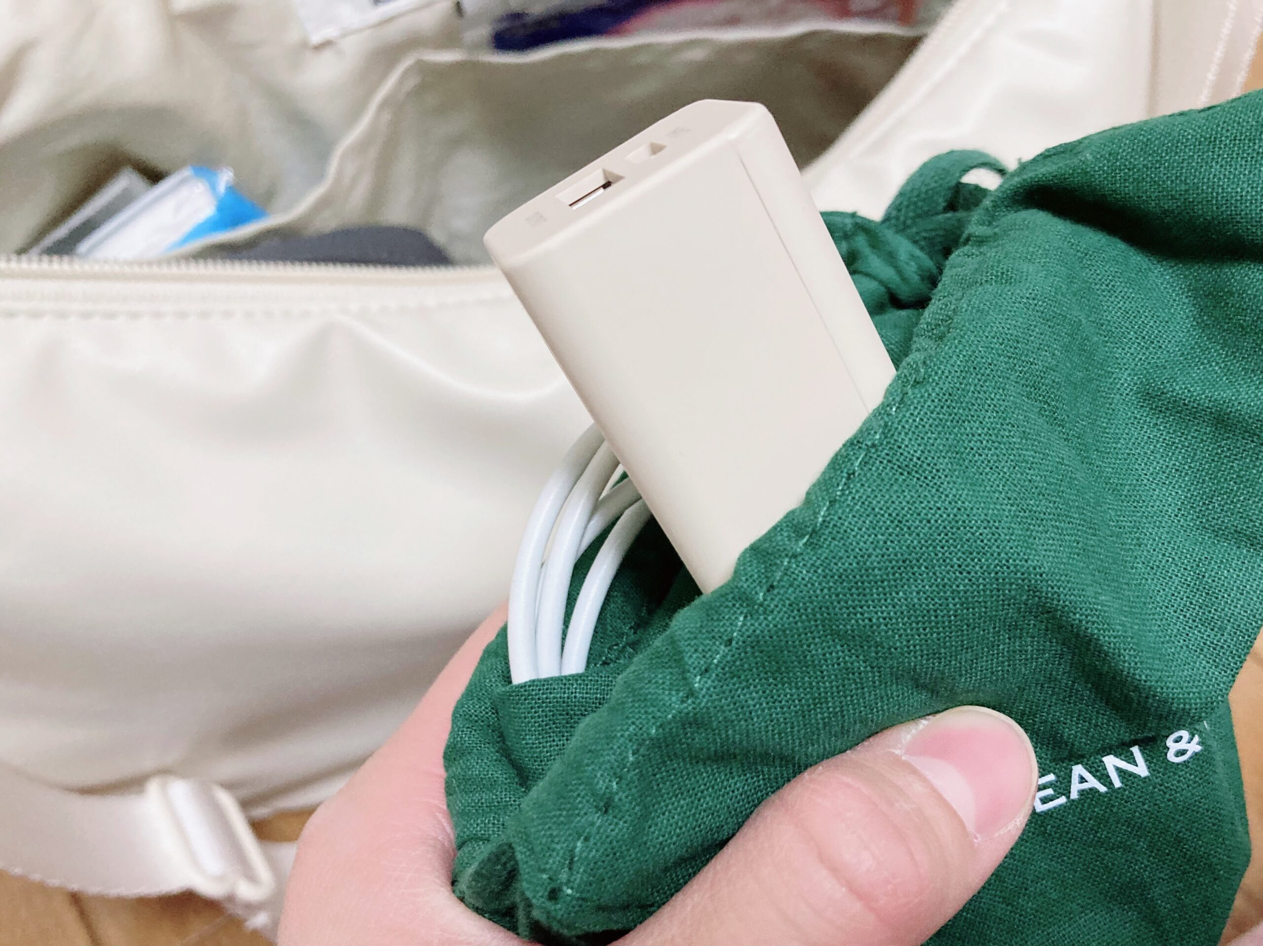 モバイルバッテリー